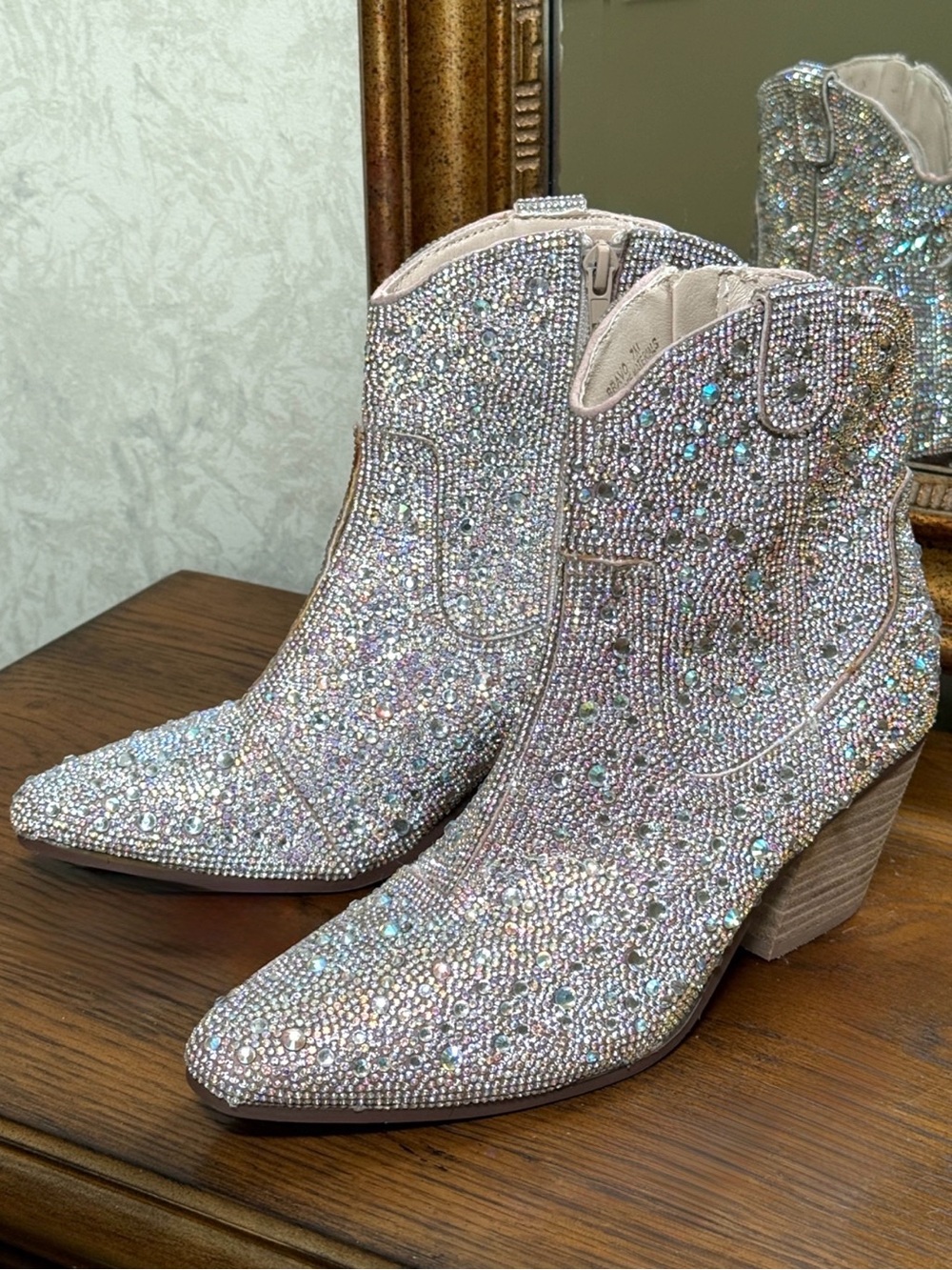 New w/o tag. Cushionaire Rhinestone Embellished Ankle Booties Nude/Silver. Sz 7